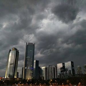 二女一男真人版做爱动态图
