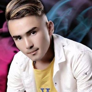 二女一男真人版做爱动态图
